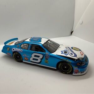 2004 Dale Earnhardt Jr #8 Oreo/Ritz NASCAR 1:24 Scale Stock Car
